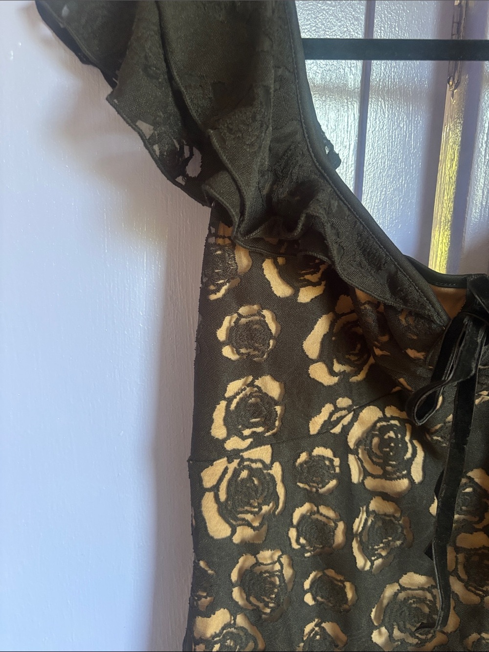 RIHOAS Black Floral Lace midi Dress large NWT Ruffles BodyCon cocktail party - Picture 8 of 16